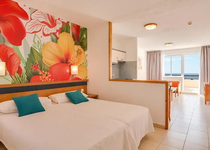 Apartamento Palm Garden 2 *